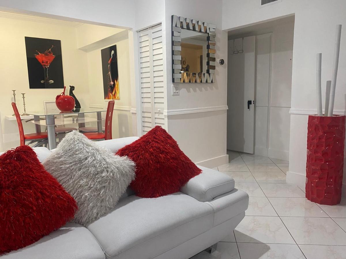Apartamento Beautiful House 7 Min From Miami Airport W Free Parking Exterior foto