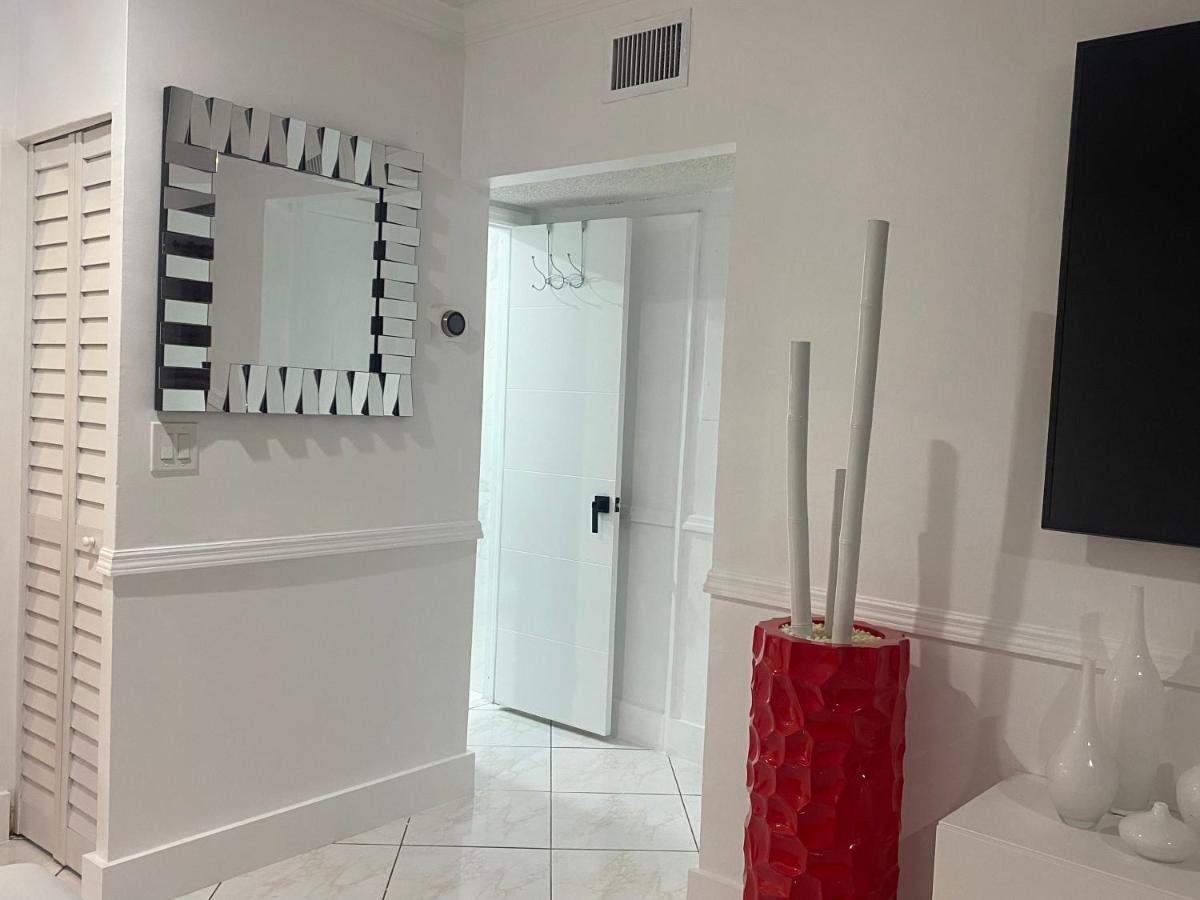Apartamento Beautiful House 7 Min From Miami Airport W Free Parking Exterior foto