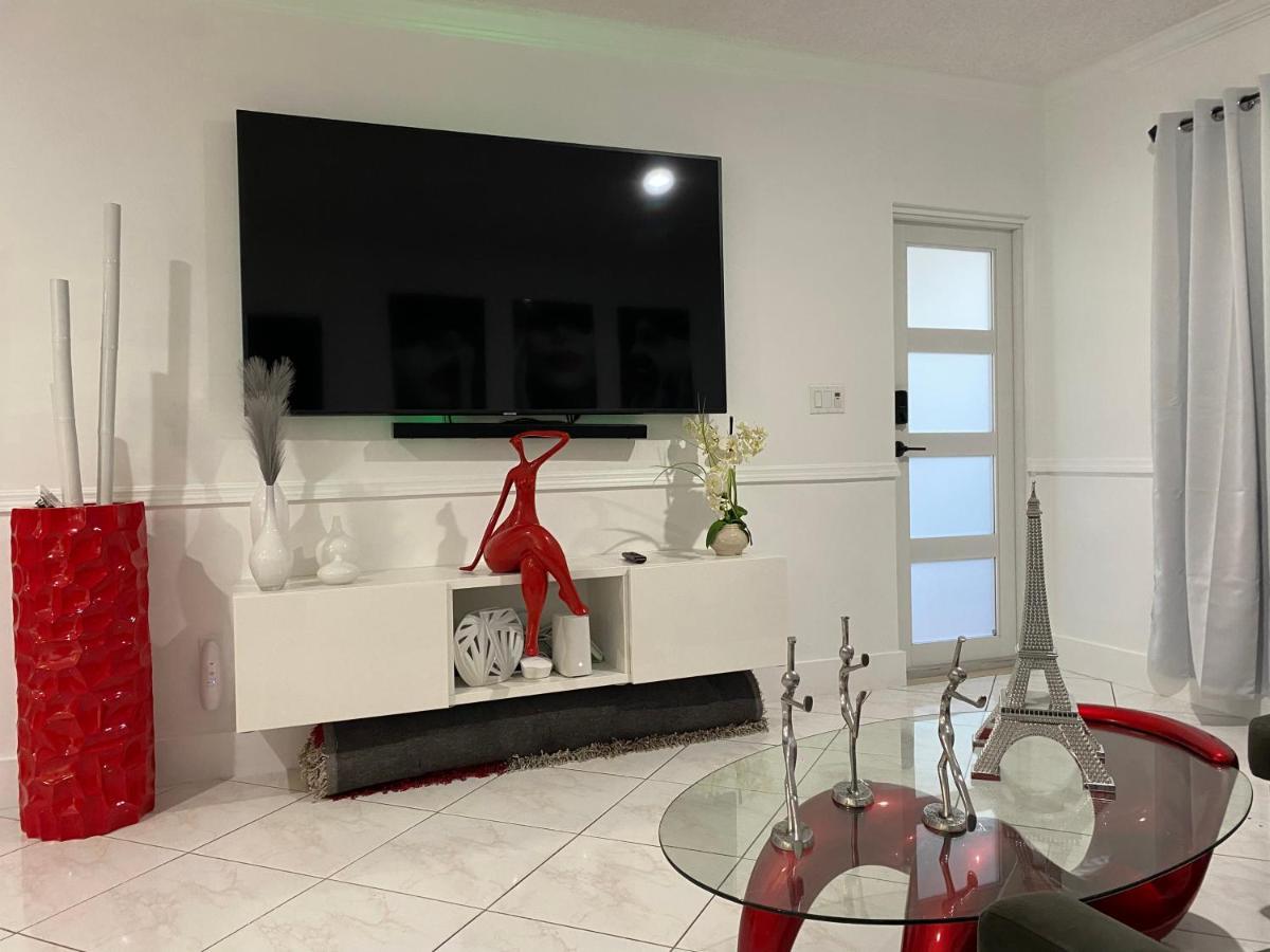 Apartamento Beautiful House 7 Min From Miami Airport W Free Parking Exterior foto